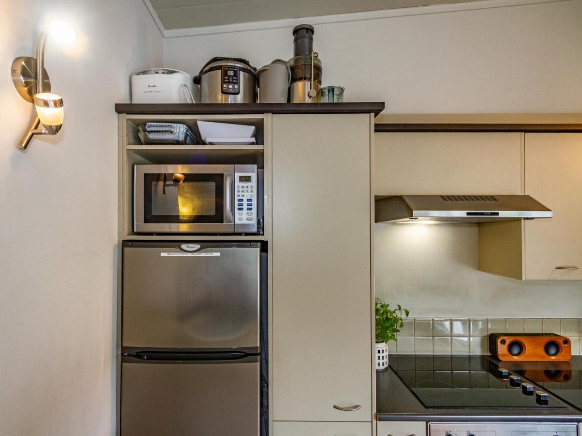 The Grey Straw House - Rangataua Holiday Home Охакуне Экстерьер фото